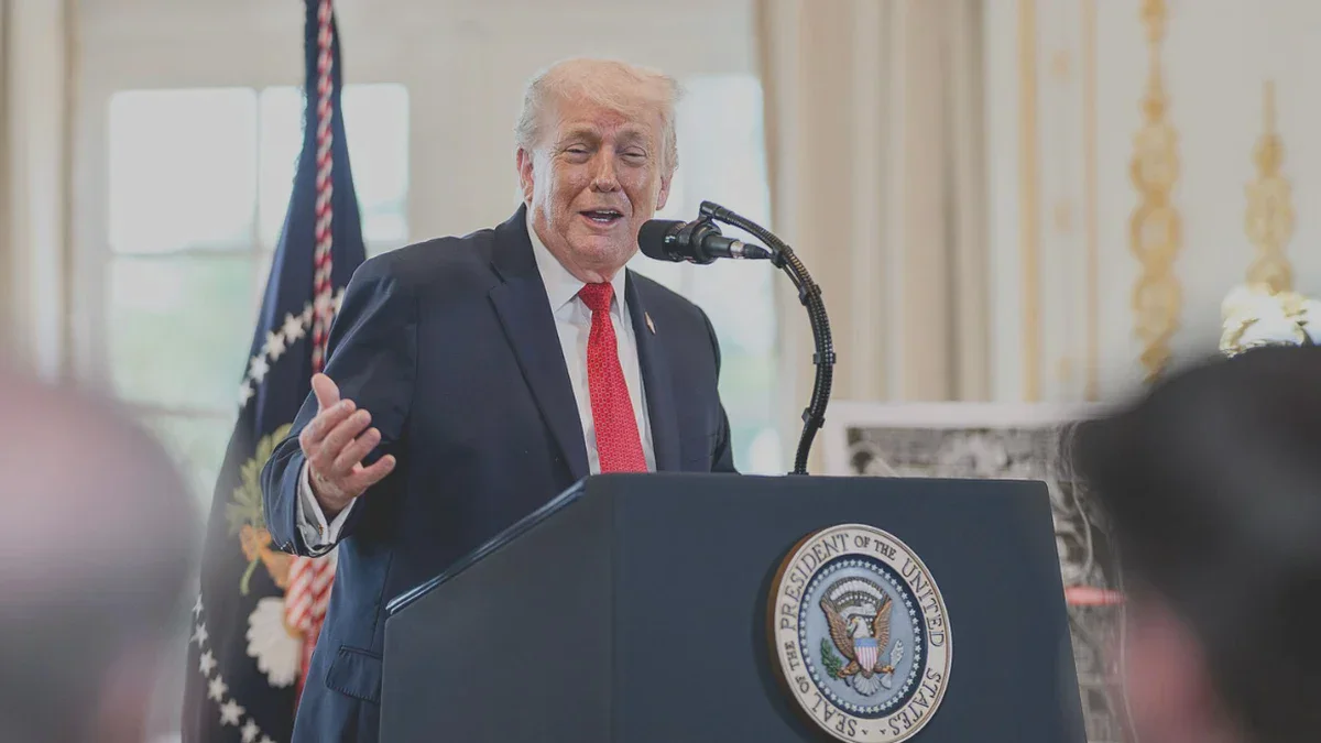Donald Trump bezeichnete das Weiße Haus als „Müllhalde“ und attackierte seine Vorgänger